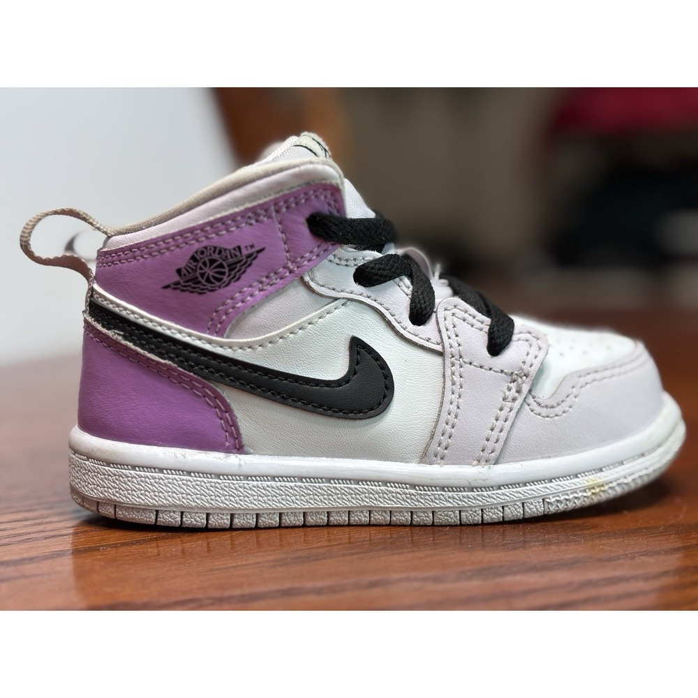 Nike Kids Sneakers White Purple Black